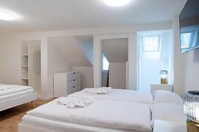 Hitrental Old Town Apartments
