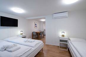 Hitrental Old Town Apartments