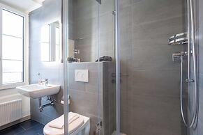 Hitrental Old Town Apartments