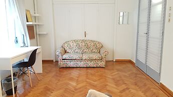 Erra - Taupe - Athens Center,140m²,4 BD,2 BATH