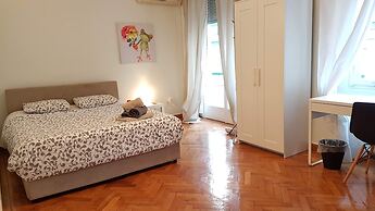 Erra - Taupe - Athens Center,140m²,4 BD,2 BATH