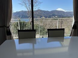 Hakone Shichifukuso