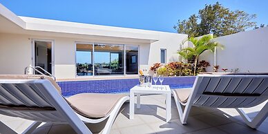 The Pool & Sauna Villa MOTOBU