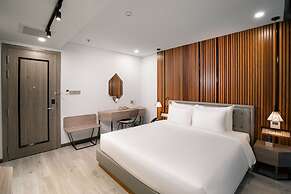 Haian Riverfront Hotel Da Nang