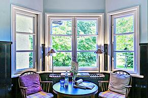 Villa Zollhaus Bed & Breakfast