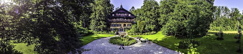 Villa Zollhaus Bed & Breakfast