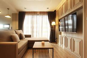 @Nares Hotel