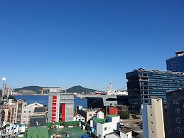 Okpo Business Hotel