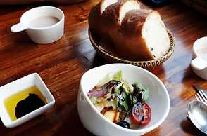 Okpo Business Hotel