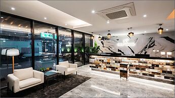 Lala Vianco Hotel
