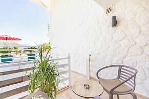 Kalkan Saray Suites - Adults Only