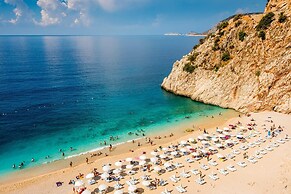 Kalkan Saray Suites - Adults Only