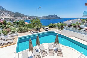 Kalkan Saray Suites - Adults Only