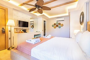 Kalkan Saray Suites - Adults Only