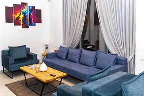 Meni Hotel