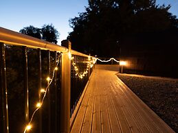 Weedingshall Lodges
