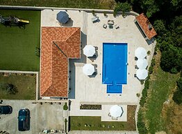 Villa Doline