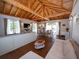 Villa Doline
