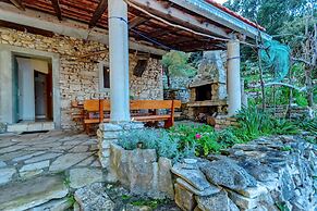 House Hidden Bay