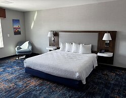 Hampton Inn & Suites Erie Bayfront