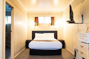 Mayfair Court Motel
