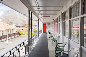 Mayfair Court Motel