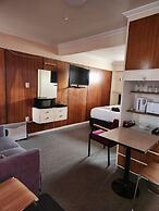 Mayfair Court Motel