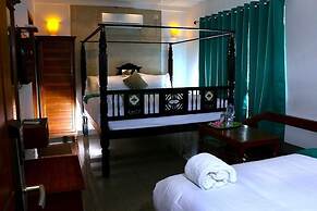 Le Holiday Inn