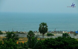 Le Holiday Inn