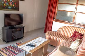 Bivalvia Apartments