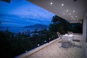 Aias summer house