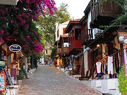 Piyes Otel