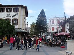 Piyes Otel