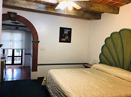 Hotel La Mansión