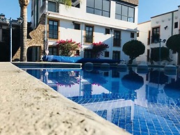 Hotel La Mansión