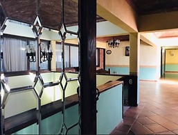 Hotel La Mansión