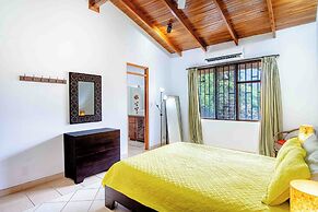 Tropical Condo with Spectacular Ocean Views, Panoramic Dining Terrace 