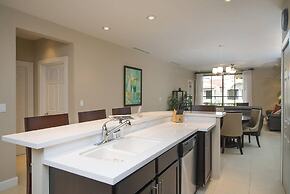 Impressively designed and decorated 3rd-floor space overlooking pool i