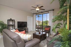 Impressively designed and decorated 3rd-floor space overlooking pool i