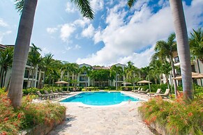 1-Bedroom Near Pool