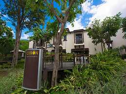 1-Bedroom Near Pool
