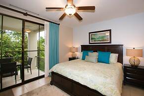 Nicely decorated 3rd-floor beauty with pool-view balcony in Coco