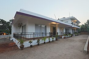 Aaria Hills