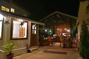 Aaria Hills