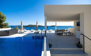 Villa Desire