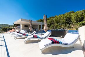 Villa Desire