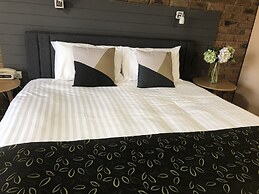 Travellers rest Motor Inn