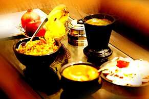 Hotel Kanishk