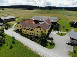 Bio-Bauernhof Hipp-Bruckner
