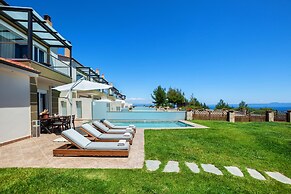 Sunny Villas Resort & Spa